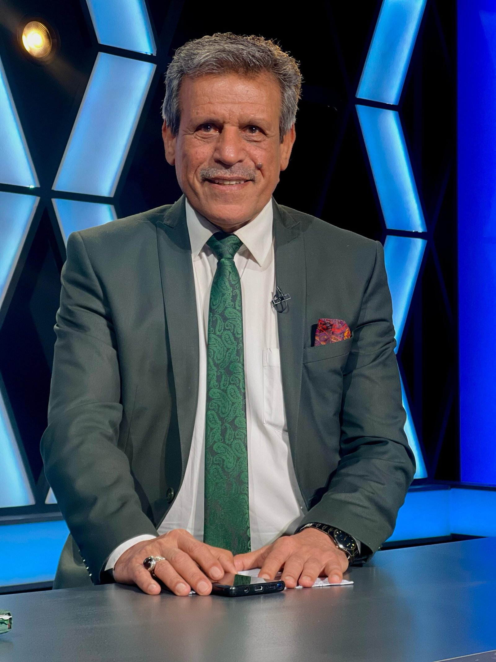 خلف كريم: الاستقرار مع أرنولد… والدوري العراقي مليء بالمواهب